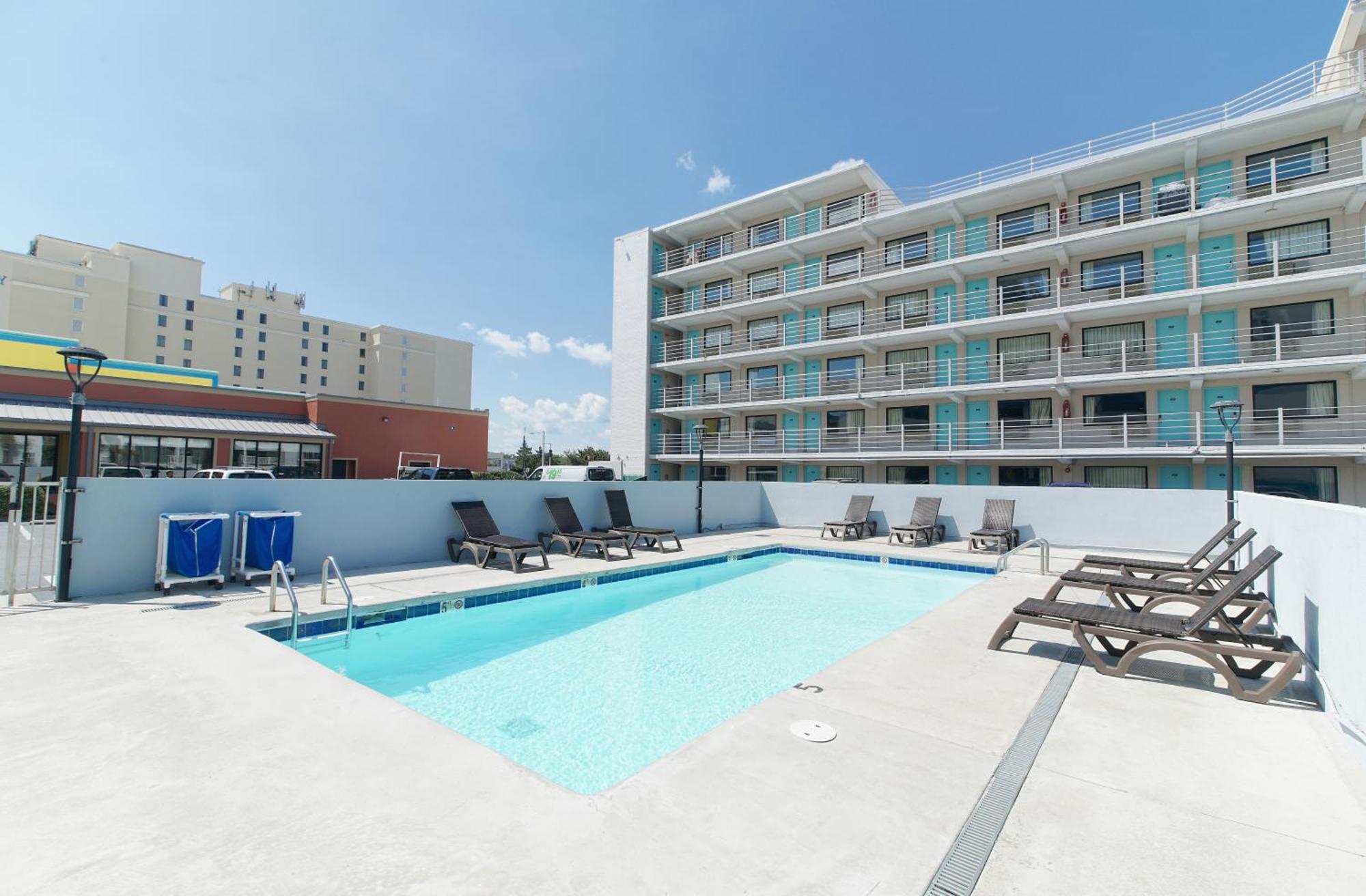 Howard Johnson By Wyndham Virginia Beach At The Beach Экстерьер фото